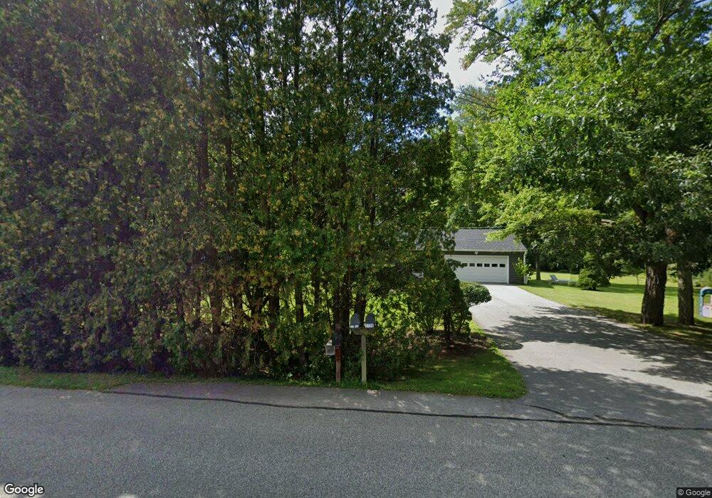 272 Cross Rd, Pembroke, NH 03275 - photo 1