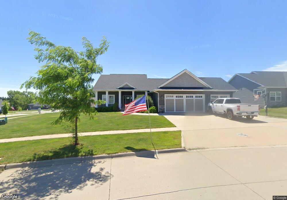 302 Ridge View Dr, West Branch, IA 52358 - photo 1