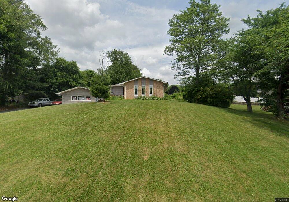 2147 Elbow Ln, Allentown, PA 18103 - photo 1