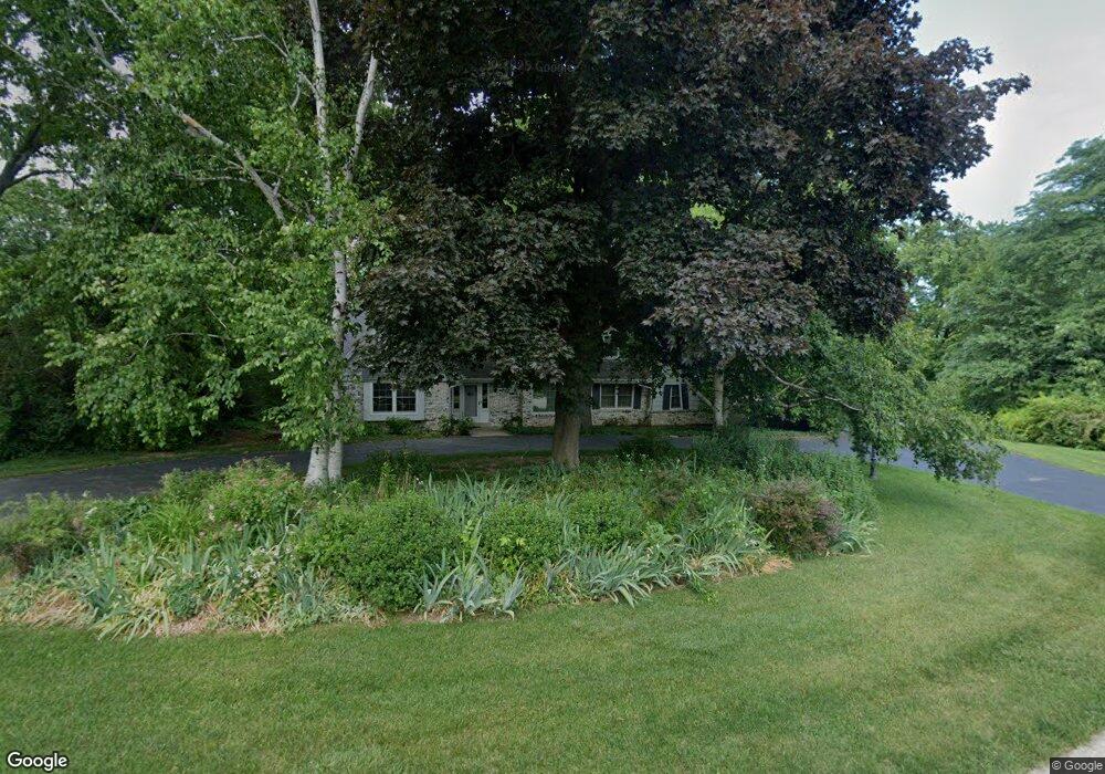 1870 Elm Tree Rd, Elm Grove, WI 53122 - photo 1