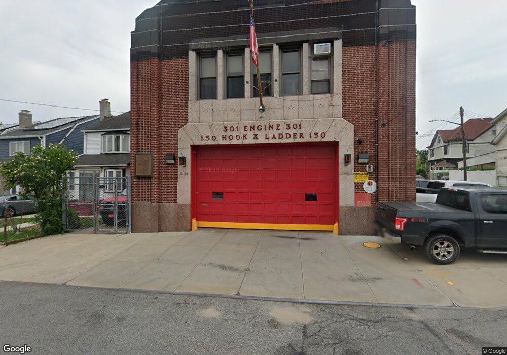 9102 197th St, Jamaica, NY 11423 - photo 1