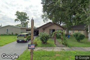 20 North St, Zeigler, IL 62999