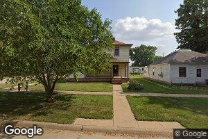 110 E Locust Ave, Plainview, NE 68769