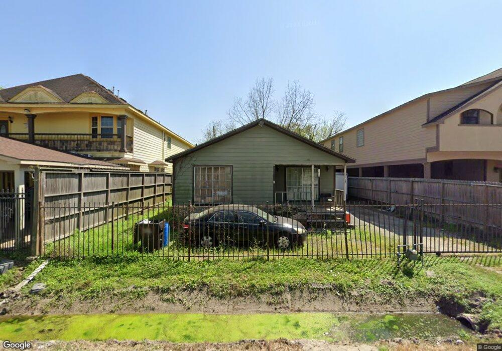2526 Warwick Rd, Houston, TX 77093 - photo 1