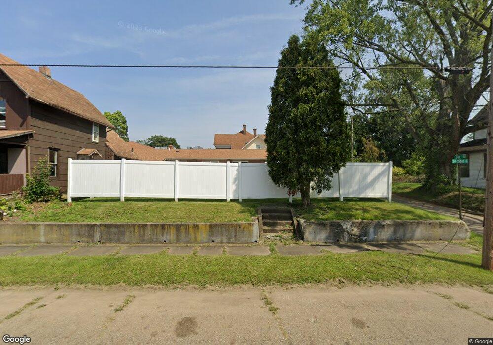 1435 2nd St SE, Canton, OH 44707 - photo 1