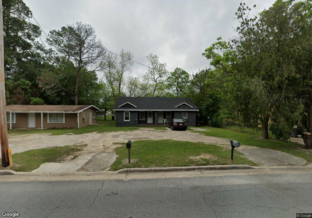 915 4th Ave SW, Moultrie, GA 31768 - photo 1