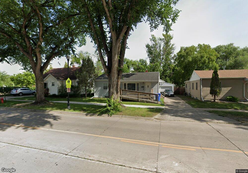 1521 13th Ave S, Fargo, ND 58103 - photo 1