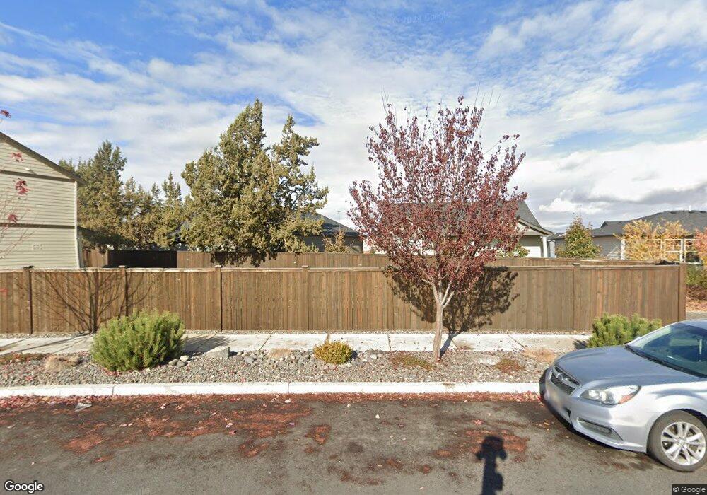 3210 NW 14th Loop, Redmond, OR 97756 - photo 1