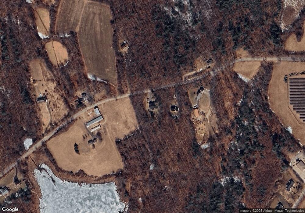 249 Wauwinet Rd, Barre, MA 01005 - photo 1