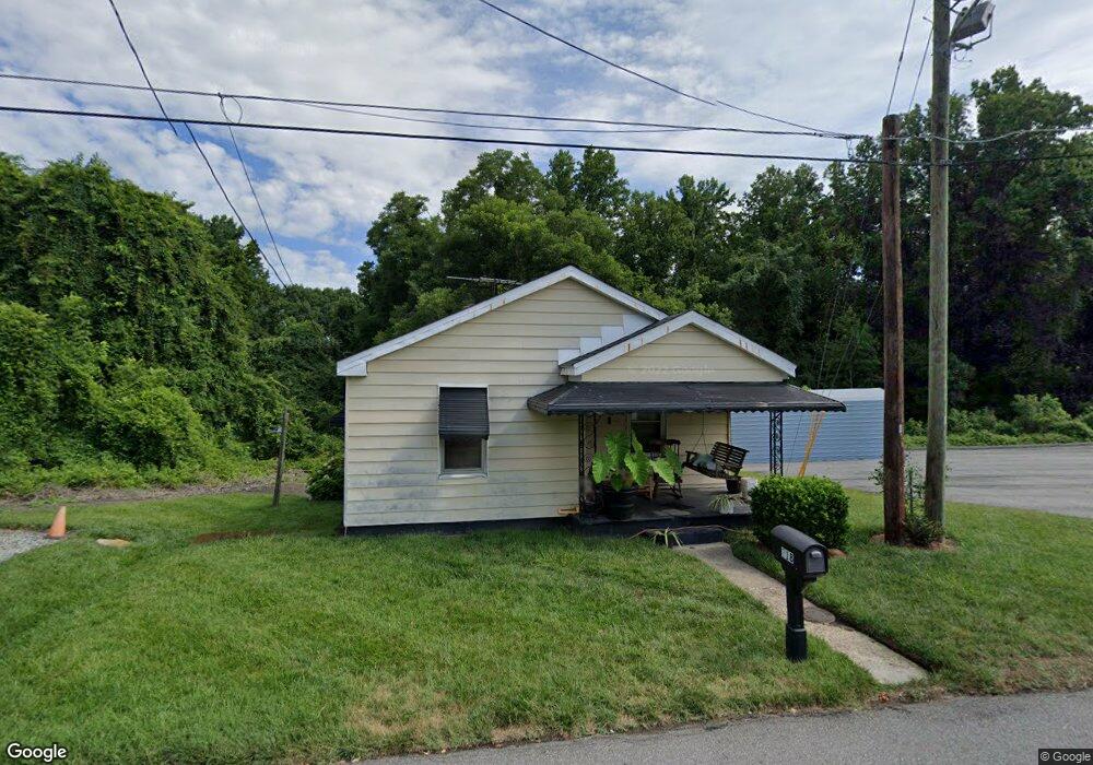 218 Pennsylvania Ave, Reidsville, NC 27320 - photo 1