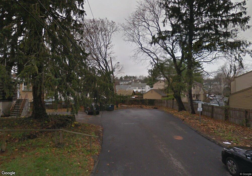 35 Seitz Ln unit 2, Cos Cob, CT 06807 - photo 1