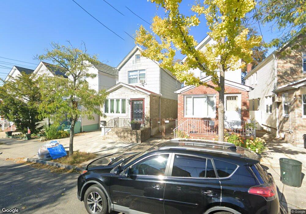 8407 108th Ave, Ozone Park, NY 11417 - photo 1
