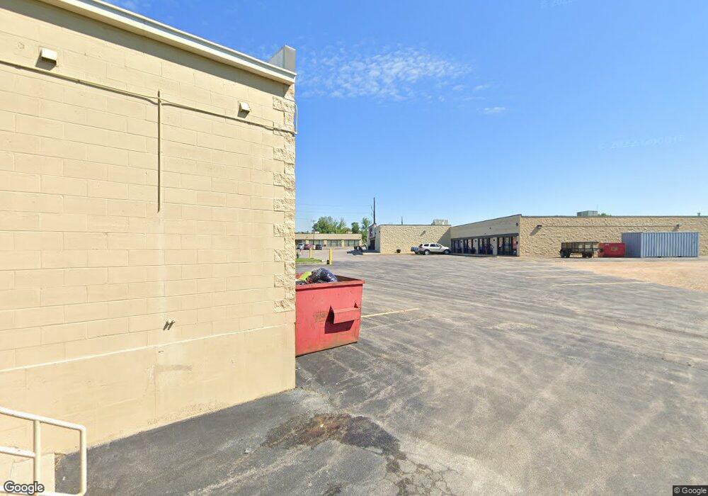 369 Edgewood Rd NW, Cedar Rapids, IA 52405 - photo 1