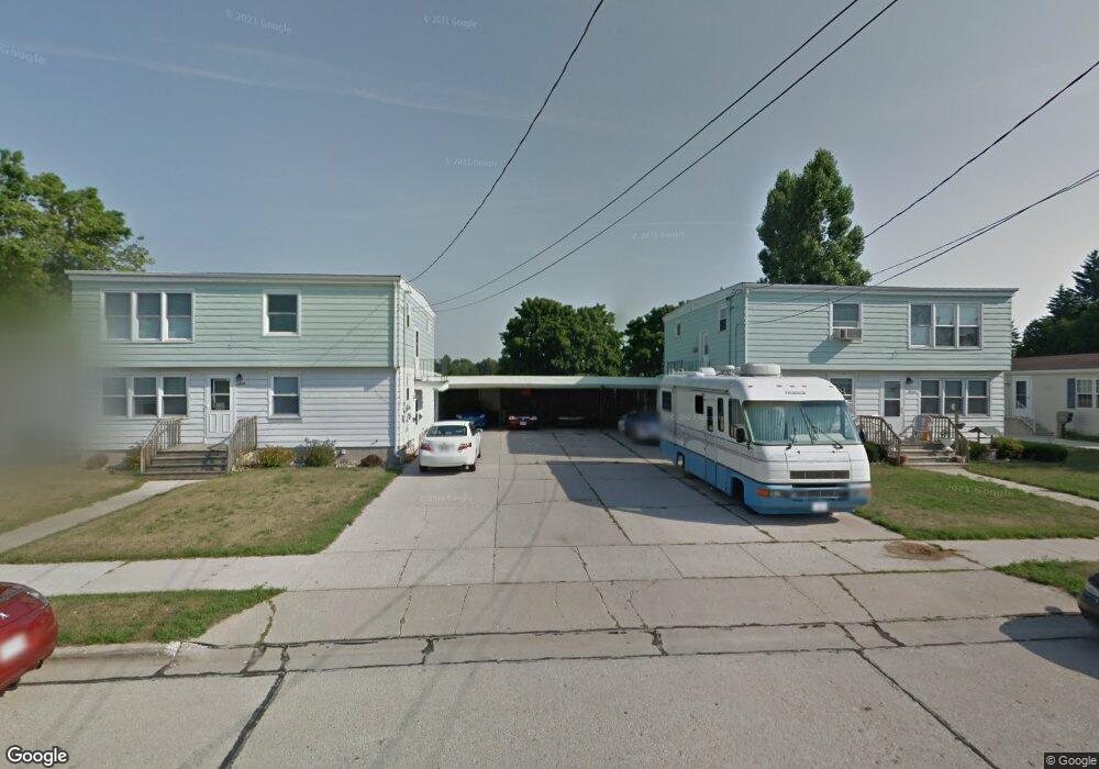 2524 34th St, Two Rivers, WI 54241 - photo 1