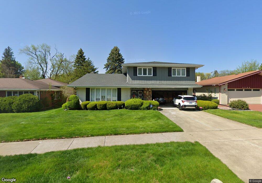 4310 Cedarwood Ln, Matteson, IL 60443 - photo 1