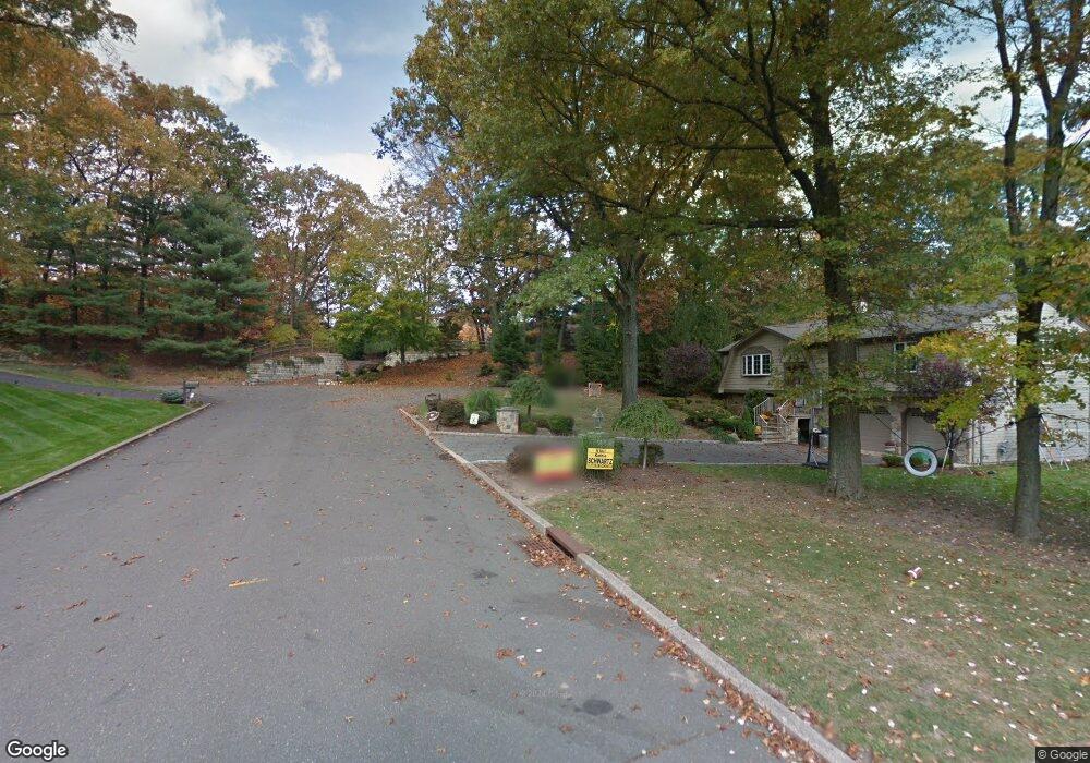 231 Hidden Glen Ct, Franklin Lakes, NJ 07417 - photo 1