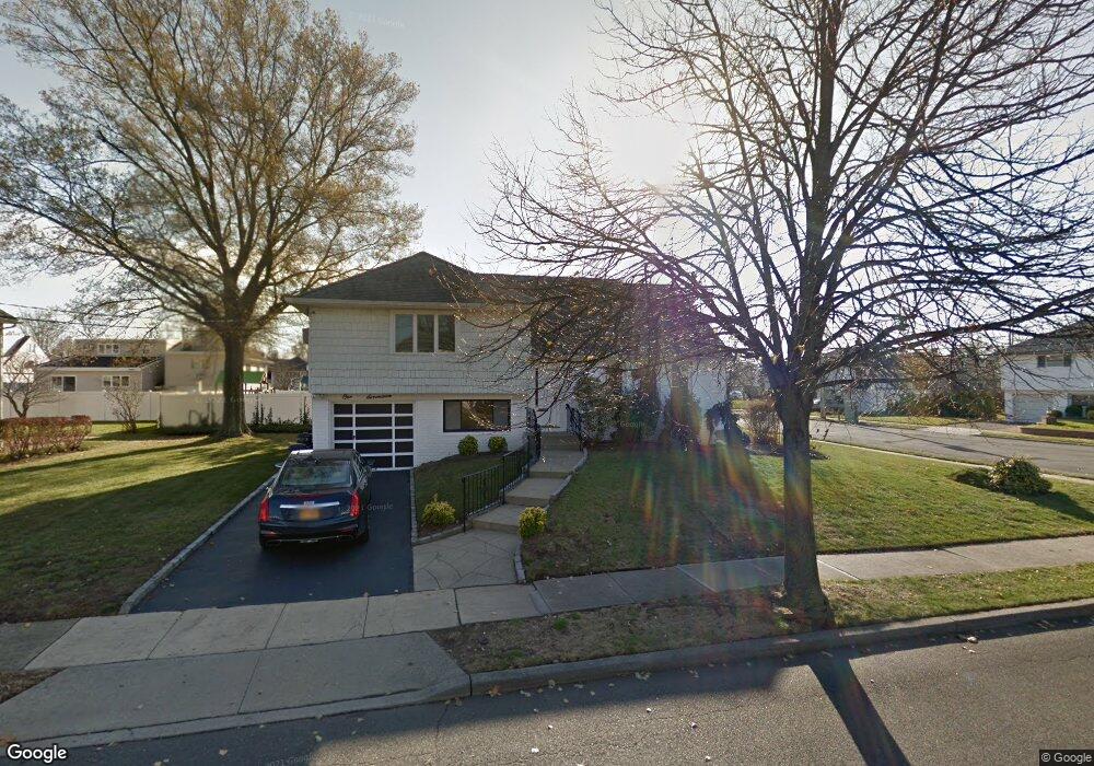 117 E Lexington Ave, Oceanside, NY 11572 - photo 1