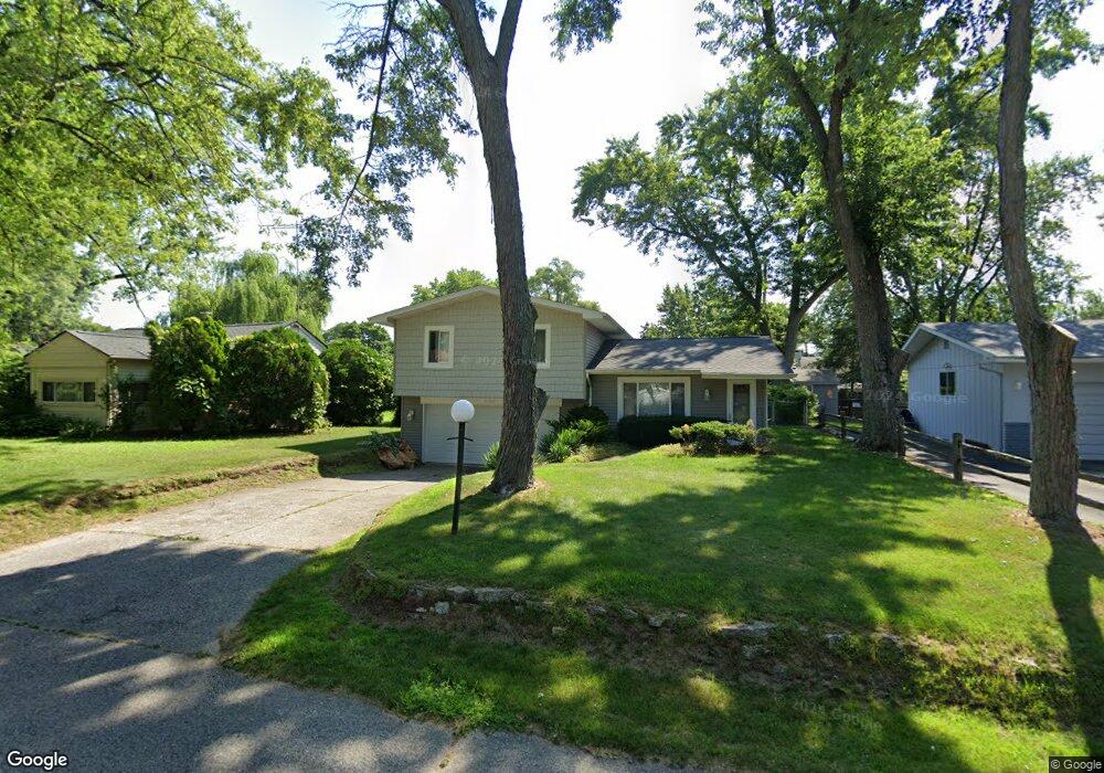 1569 Bawtree St, West Bloomfield, MI 48324 - photo 1