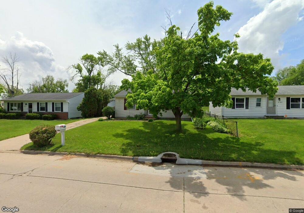 107 29th Ave SW, Cedar Rapids, IA 52404 - photo 1