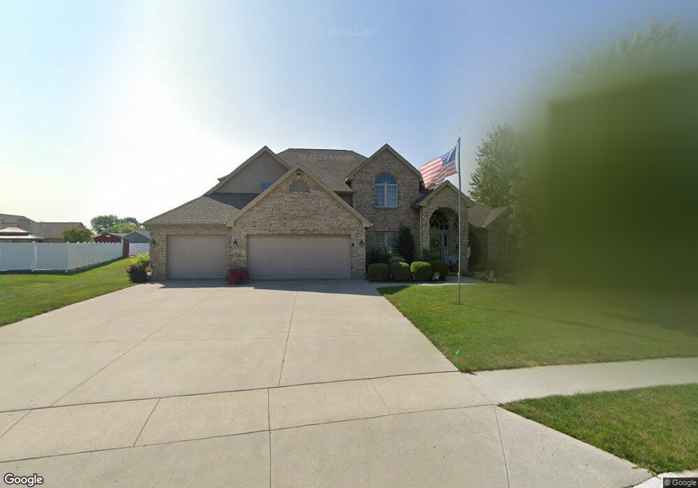 1615 Edna Dr, Lima, OH 45807 - photo 1