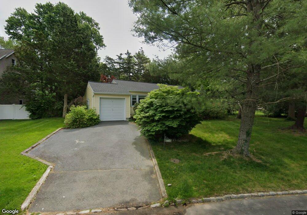 200 Runnymede Pkwy, New Providence, NJ 07974 - photo 1