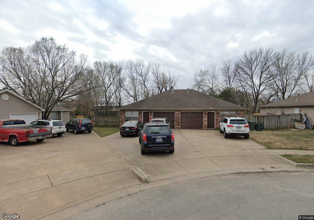 1673 E Evalyn Cir, Fayetteville, AR 72701 - photo 1