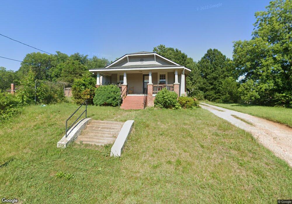 1109 7th St, Statesville, NC 28677 - photo 1