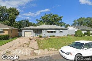 177 6th St, Phillipsburg, KS 67661
