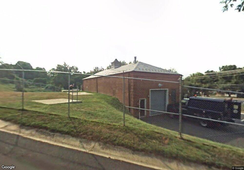 555 Hill Rd, Landover, MD 20785 - photo 1