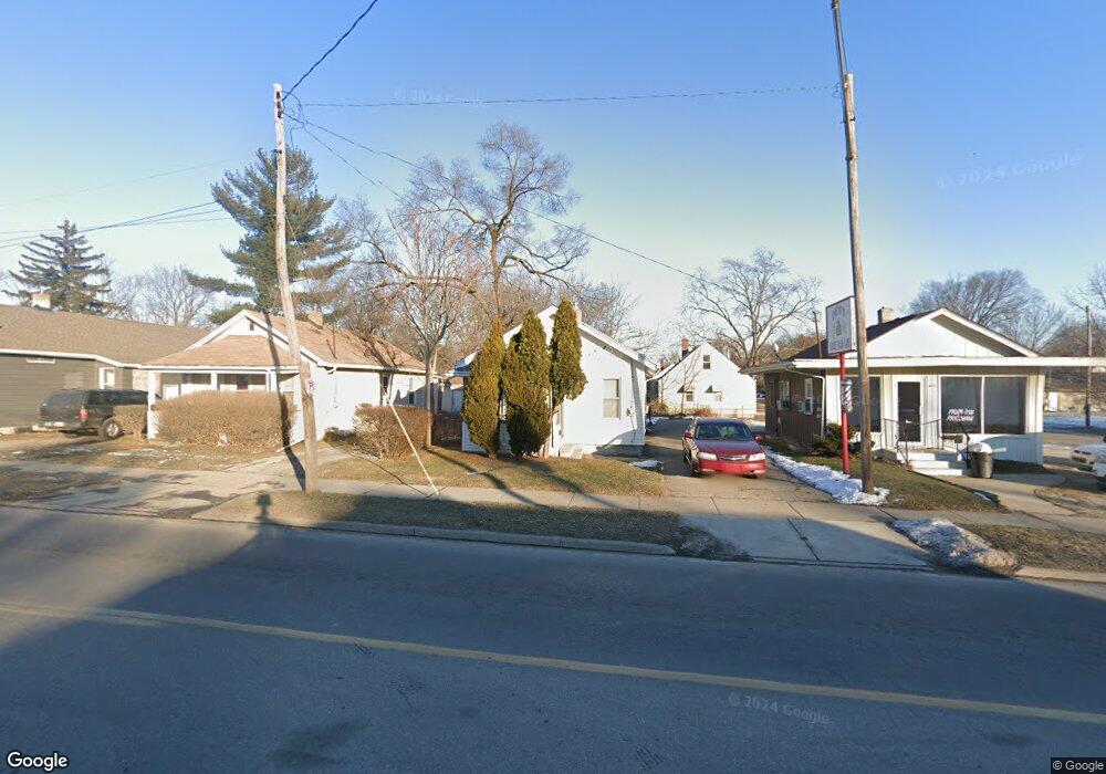 4413 Fenton Rd, Flint, MI 48507 - photo 1