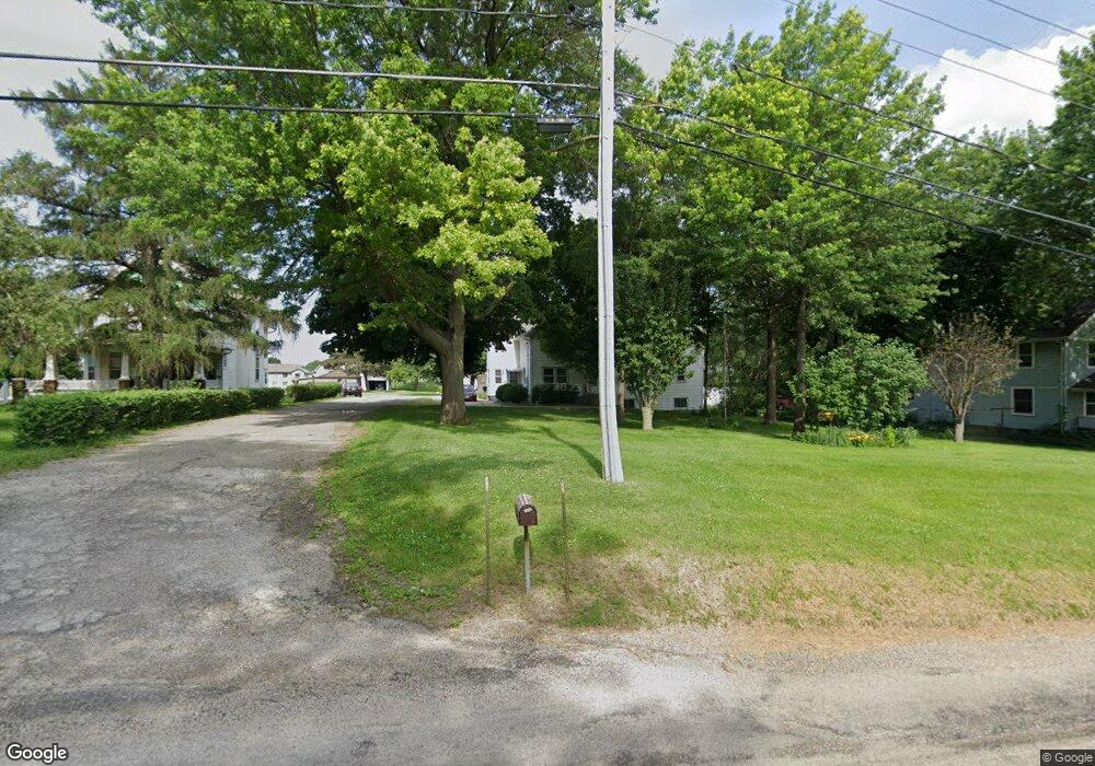 2412 18th St SW, Cedar Rapids, IA 52404 - photo 1