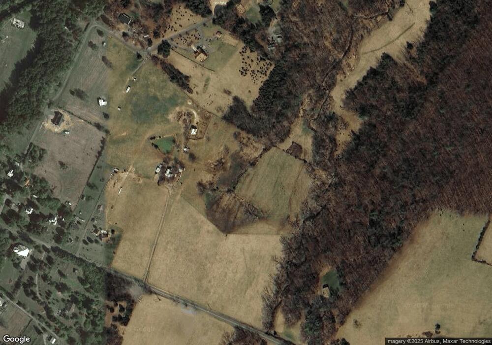 493 Bentonville Rd, Bentonville, VA 22610 - photo 1