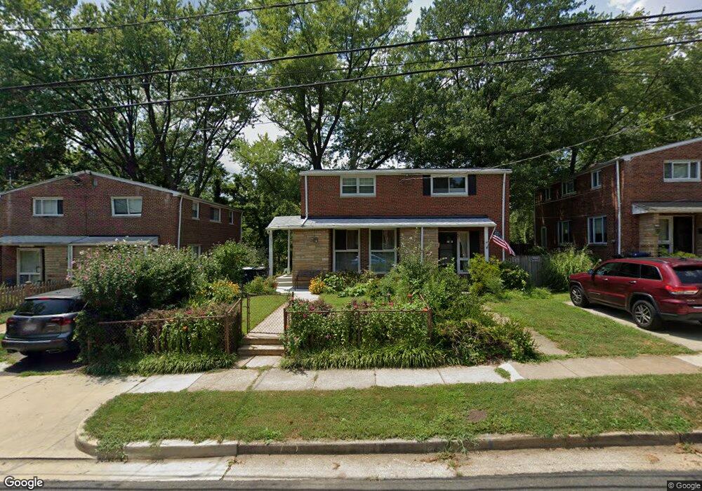 206 E Taylor Run Pkwy, Alexandria, VA 22314 - photo 1