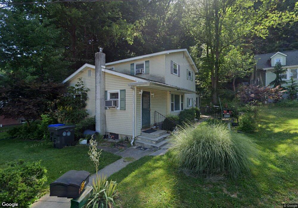 82 White Oak Ln, Emmaus, PA 18049 - photo 1