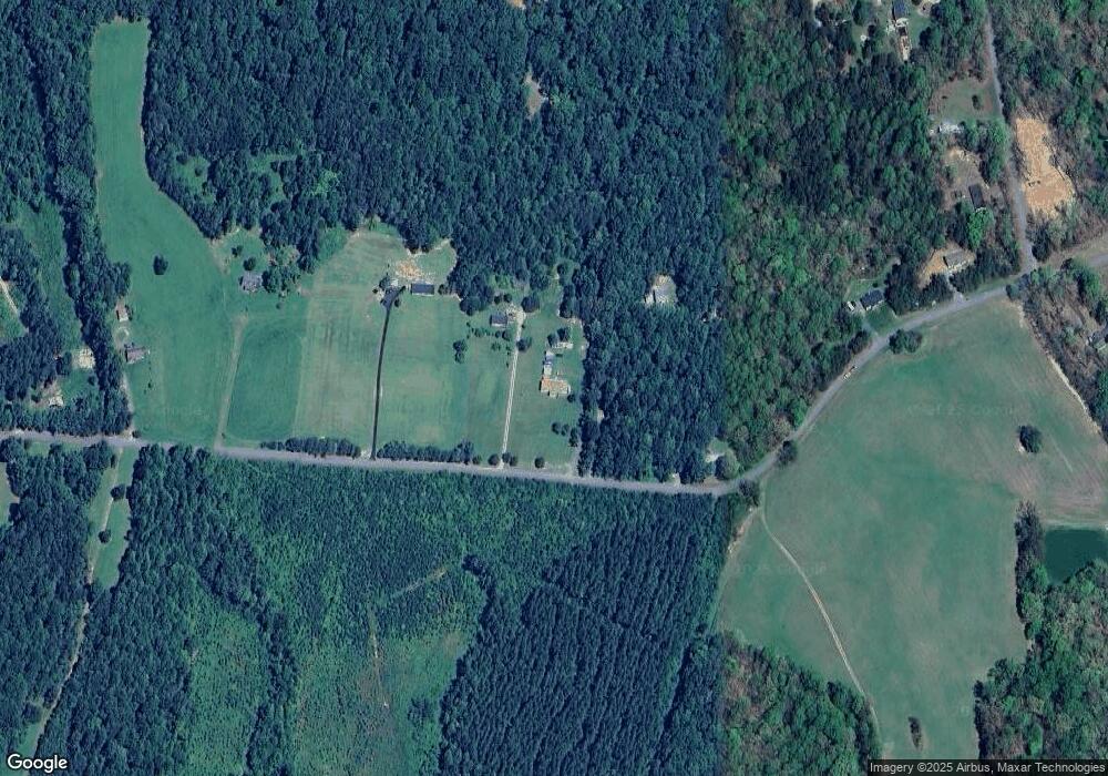 983 Peach Grove Rd, Louisa, VA 23093 - photo 1