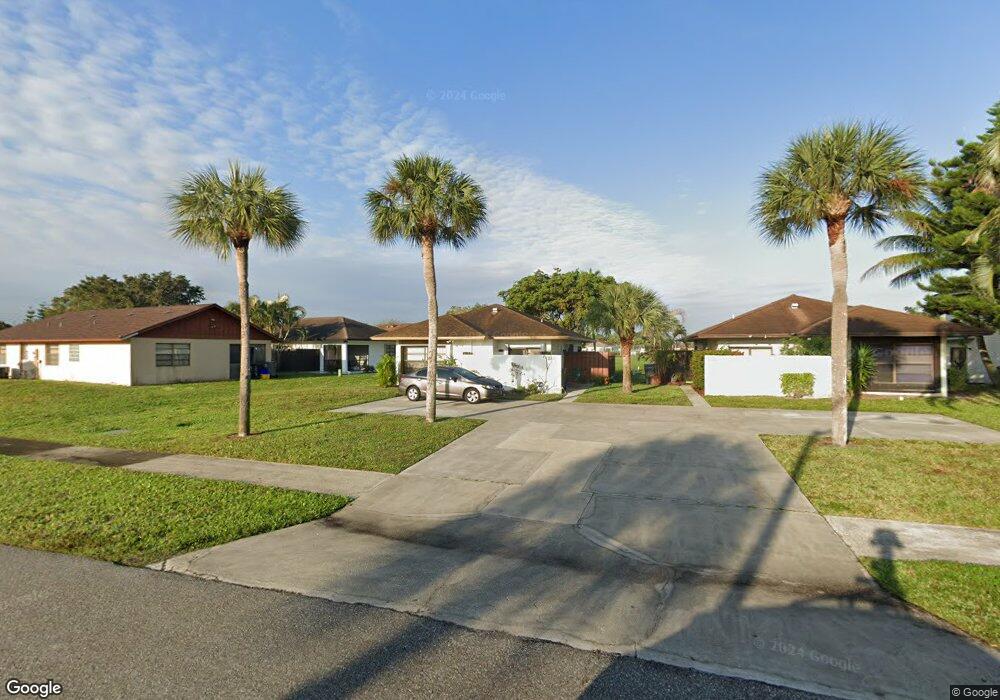 5184 Garden Hills Cir unit 28A, West Palm Beach, FL 33415 - photo 1