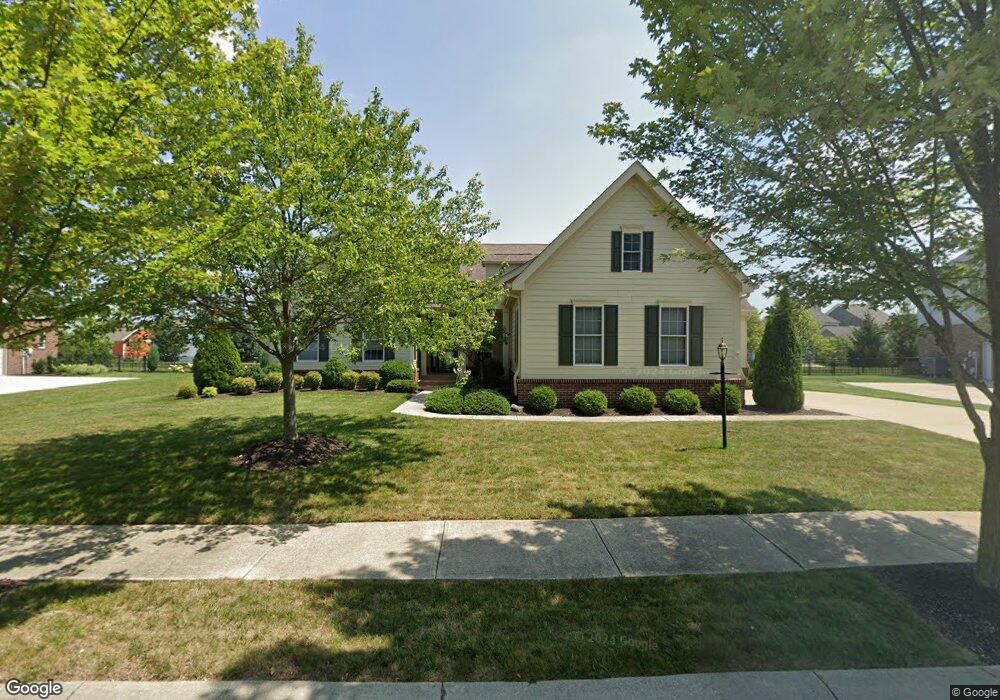 13935 Morningtide Cir, Fishers, IN 46038 - photo 1