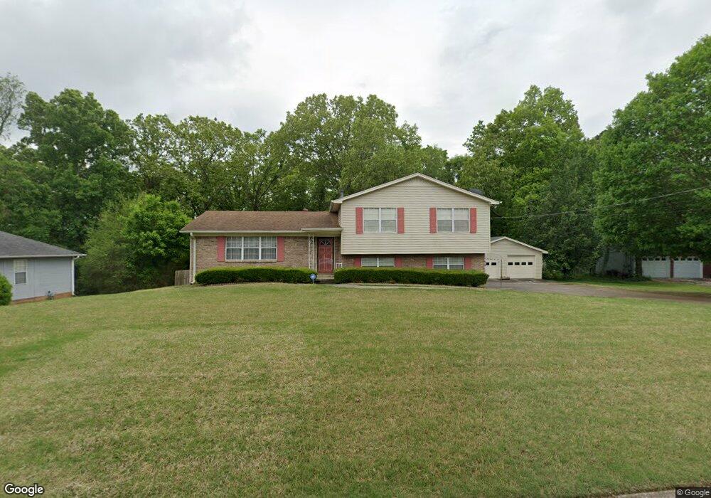 709 Jason Cir, Center Point, AL 35215 - photo 1