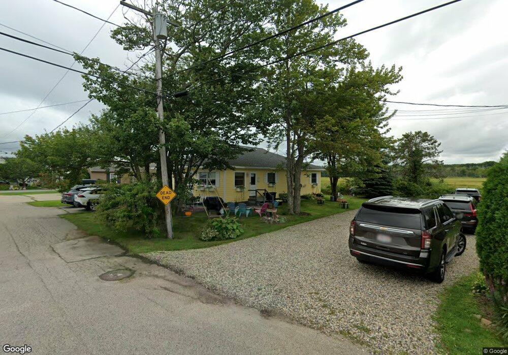 183 S Tibbetts Ave, Wells, ME 04090 - photo 1