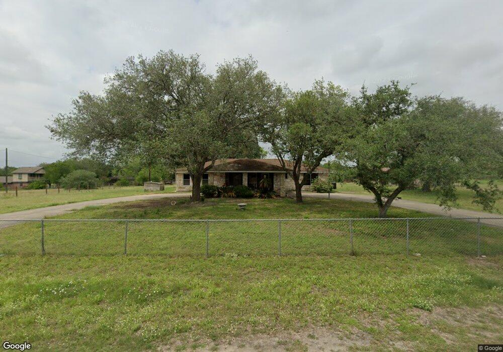 2232 Dewey Dr, Beeville, TX 78102 - photo 1