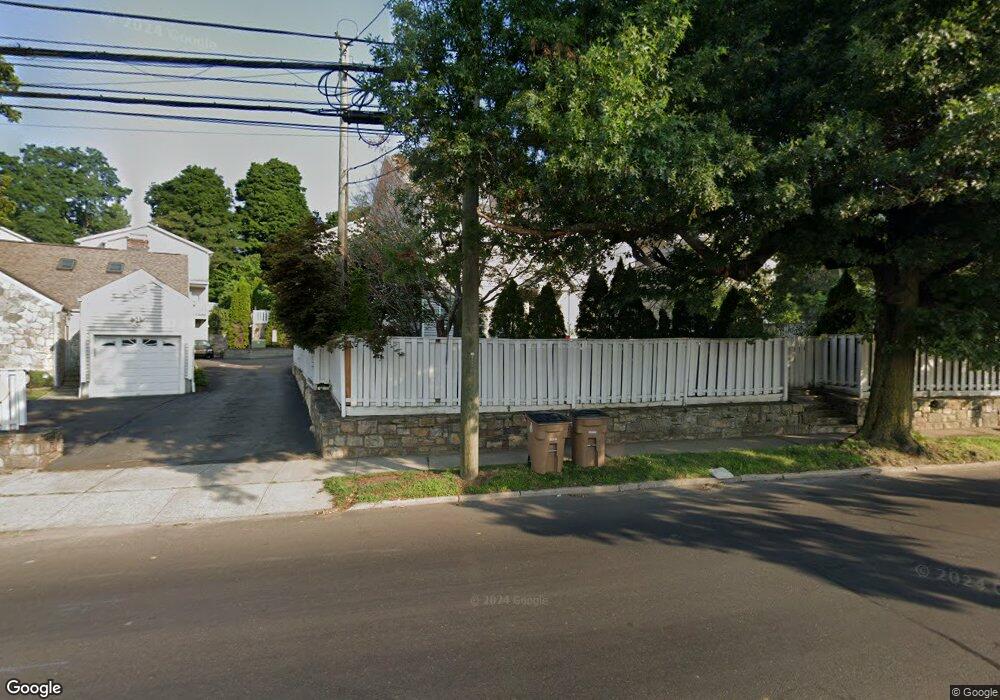 646 Hope St unit 1, Stamford, CT 06907 - photo 1