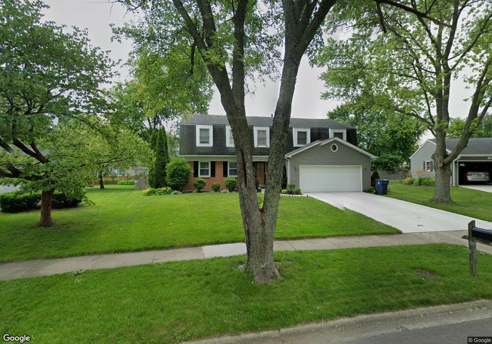 318 Ridgefield Ln, Naperville, IL 60565 - photo 1