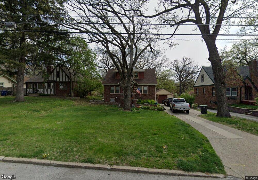 1907 34th St, Des Moines, IA 50310 - photo 1