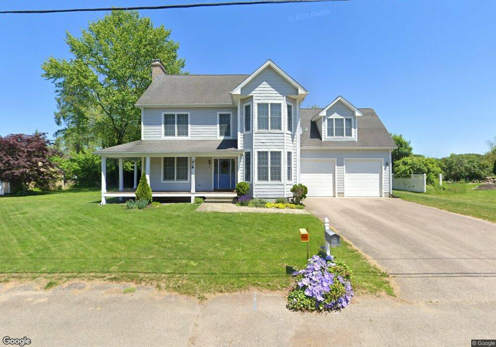 4 Nichols Ln, Westerly, RI 02891 - photo 1