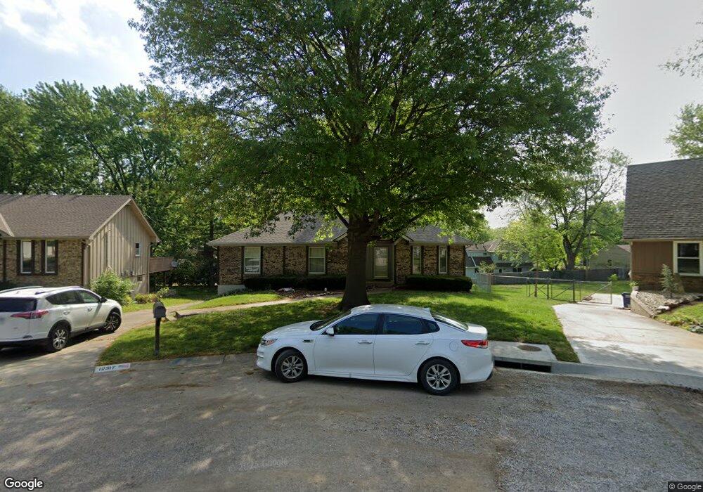 12317 W 100th Place, Lenexa, KS 66215 - photo 1