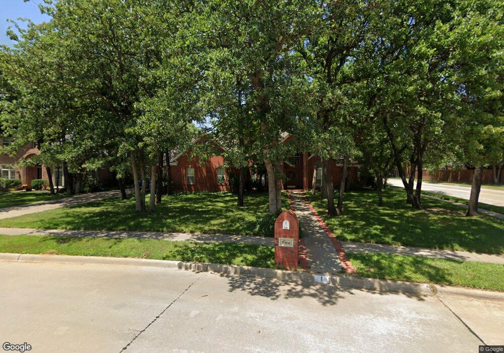 1 Royal Oaks Cir, Denton, TX 76210 - photo 1