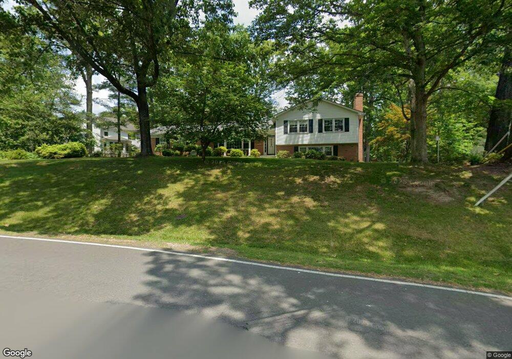 3607 Barkley Dr, Fairfax, VA 22031 - photo 1