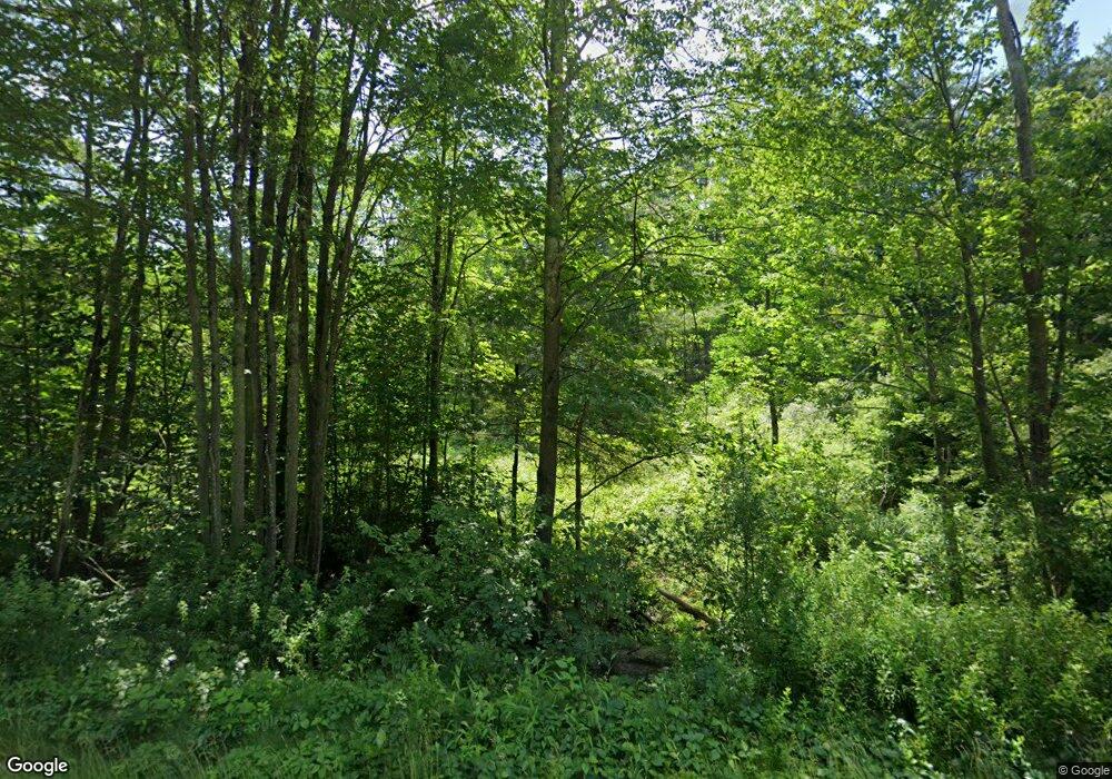 495 Dustin Tavern Rd, Weare, NH 03281 - photo 1