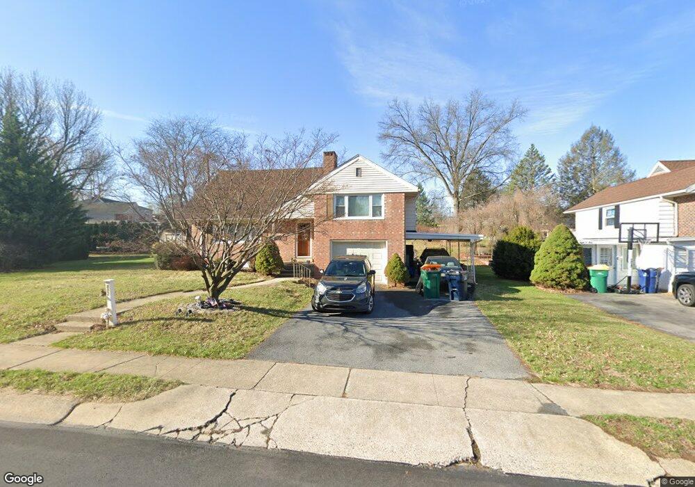 802 Snyder Rd, Reading, PA 19609 - photo 1