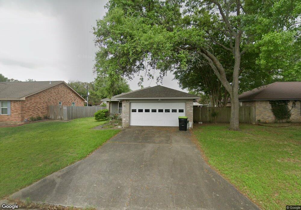 2708 La Mesa St, Bay City, TX 77414 - photo 1